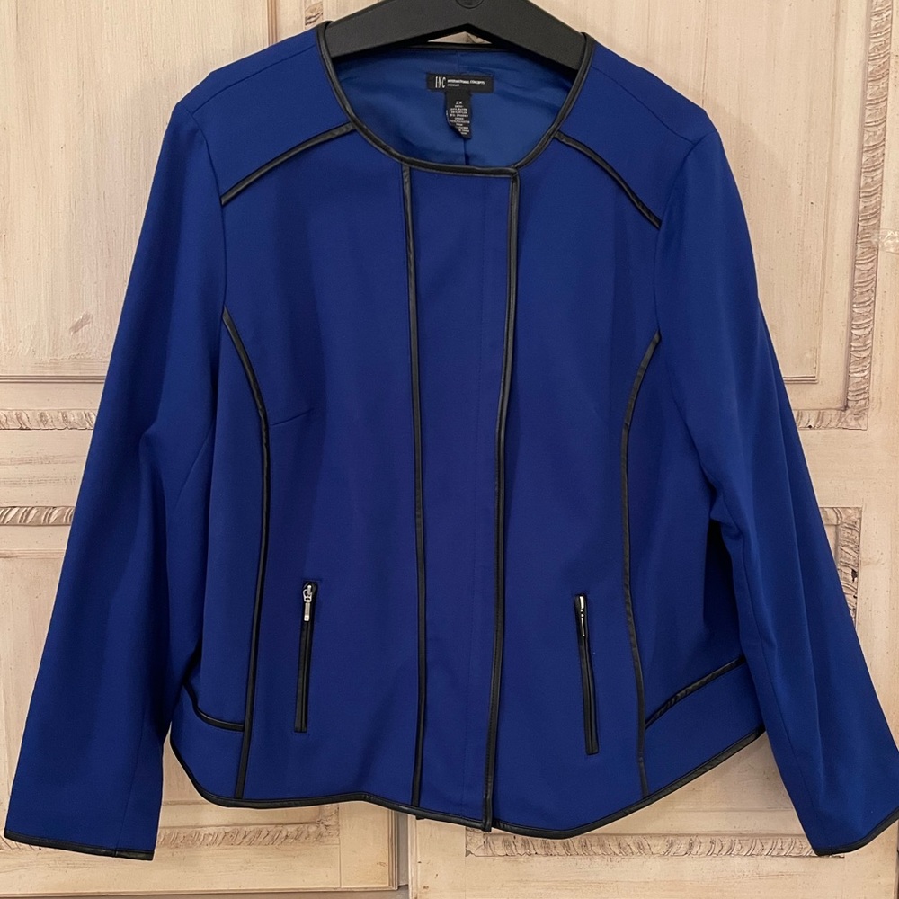 Royal Blue Blazer Size 22💞